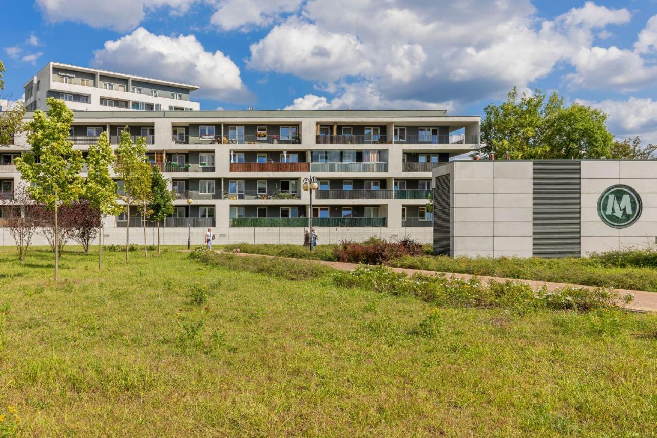 Metro Targowek Spacious Apartment With Parking By Noclegi Renters Warschau Buitenkant foto
